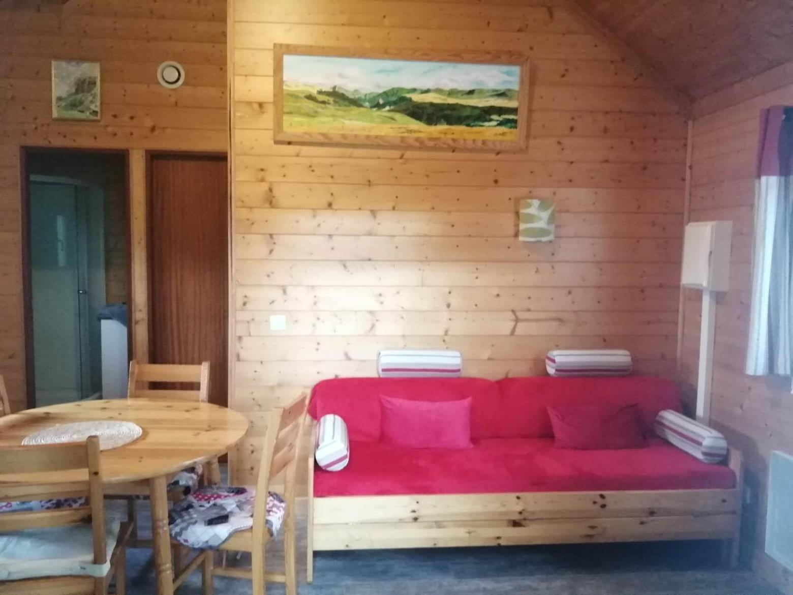 Le Chalet De Lilie Bassignac Buitenkant foto